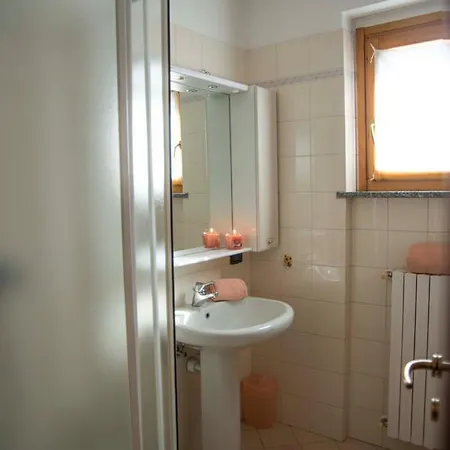 Luce Apartman Colico
